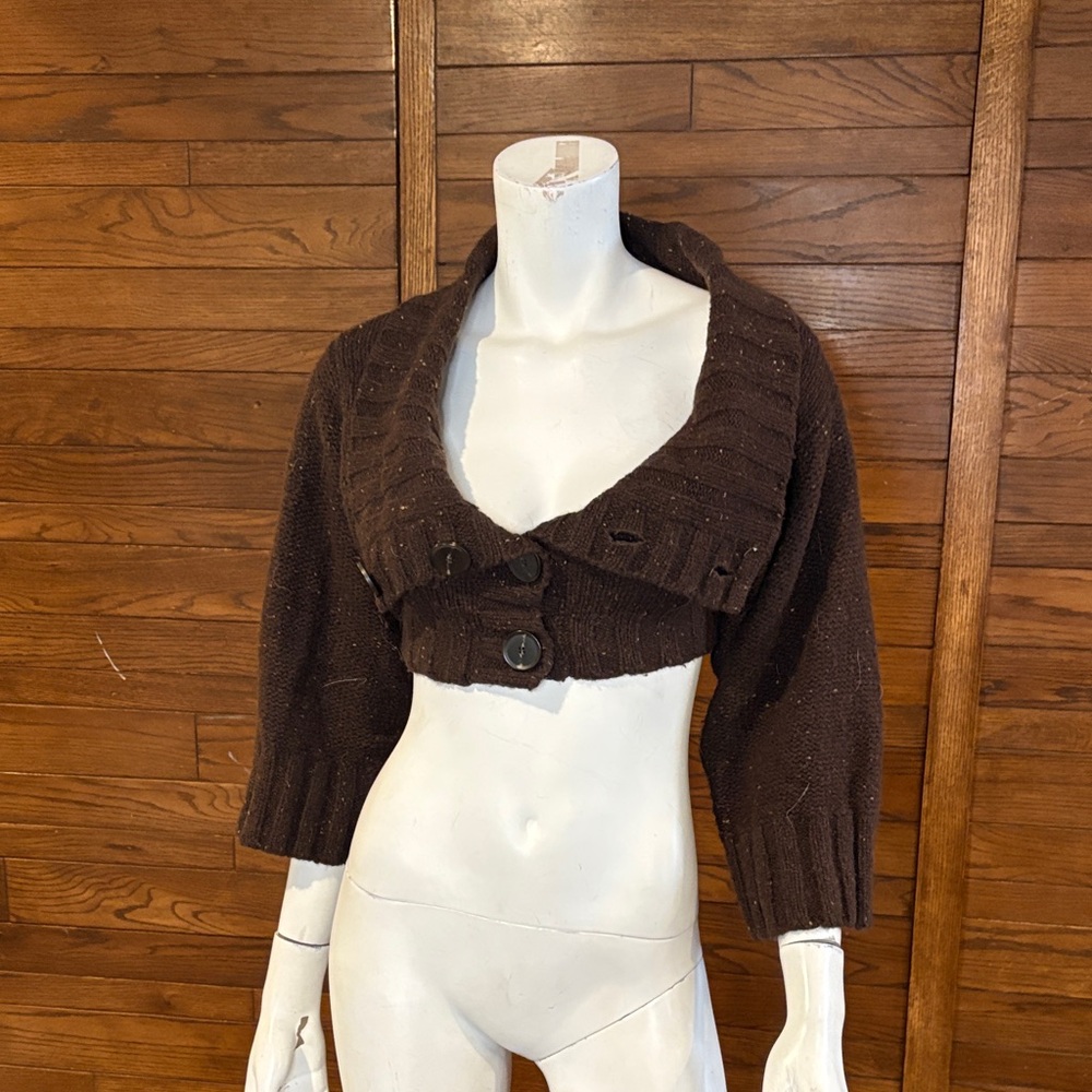 Kenar Chocolate Brown Cropped Sweater with Buttons - Picture 3 of 7
